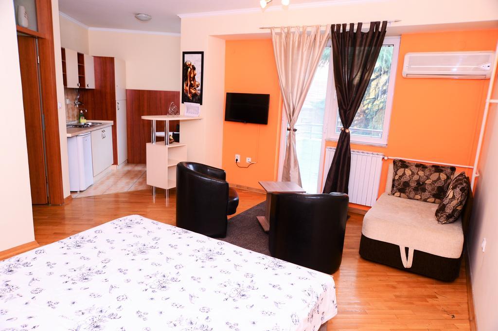 Exclusive Central Apartments Skopje Bagian luar foto