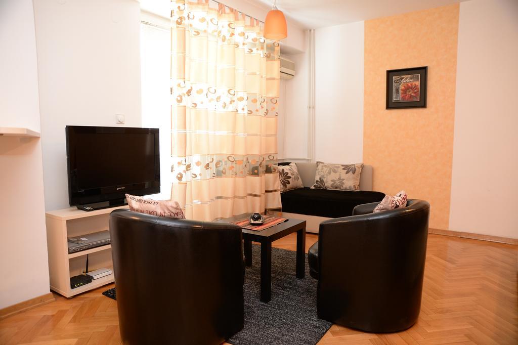 Exclusive Central Apartments Skopje Bagian luar foto