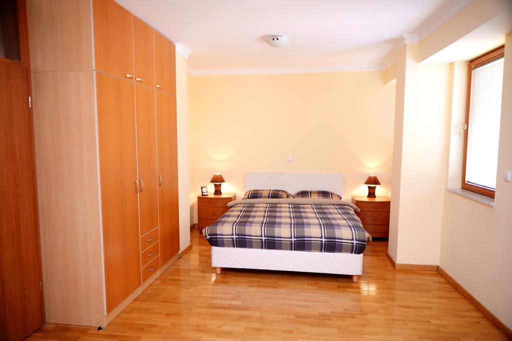 Exclusive Central Apartments Skopje Bagian luar foto