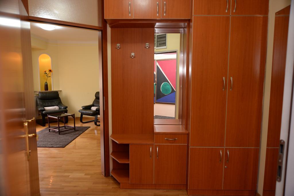 Exclusive Central Apartments Skopje Bagian luar foto